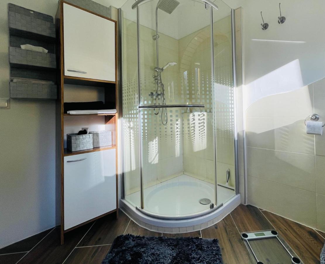 Velden Pool Appartement Фельден-ам-Вёртер-Зе Экстерьер фото